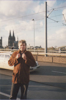 Deutzer Brcke vor Dom.JPG (22051 Byte)